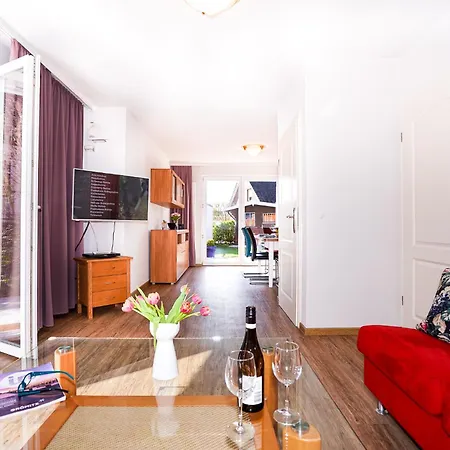 Holiday home Haus - Haus Moewenstrasse